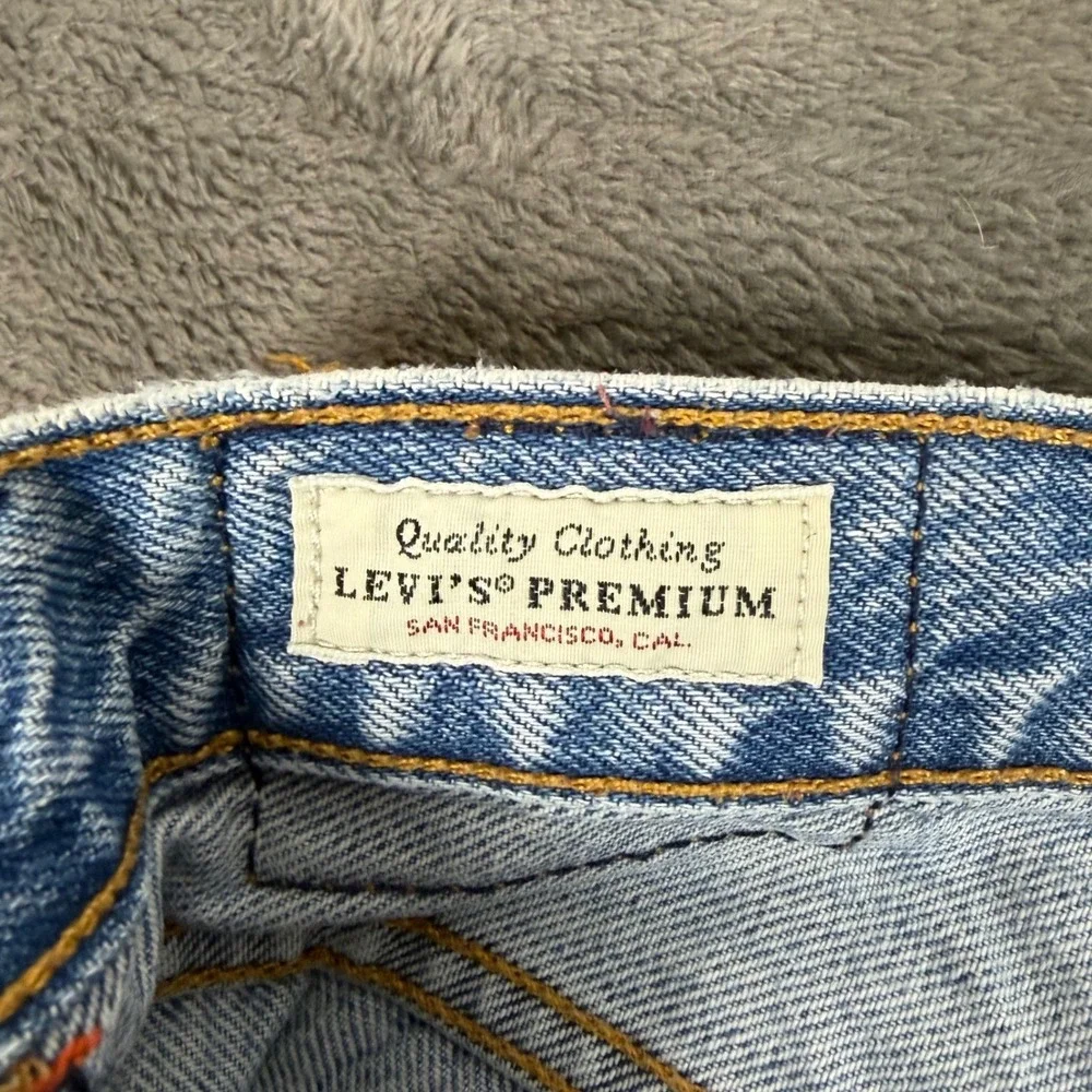 Levis Jeans Mens 32x28 Blue 501 Premium Logo Side Stripe Straight Leg Button Fly